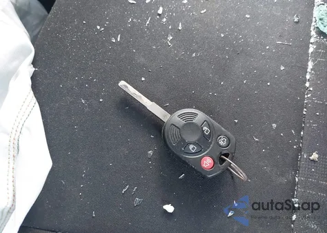 2018 Ford Focus Se z USA, uszkodzony, nr VIN 1FADP3F2XJL214149